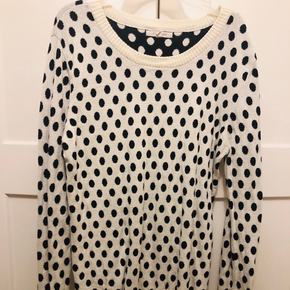 Polk a dot sweater